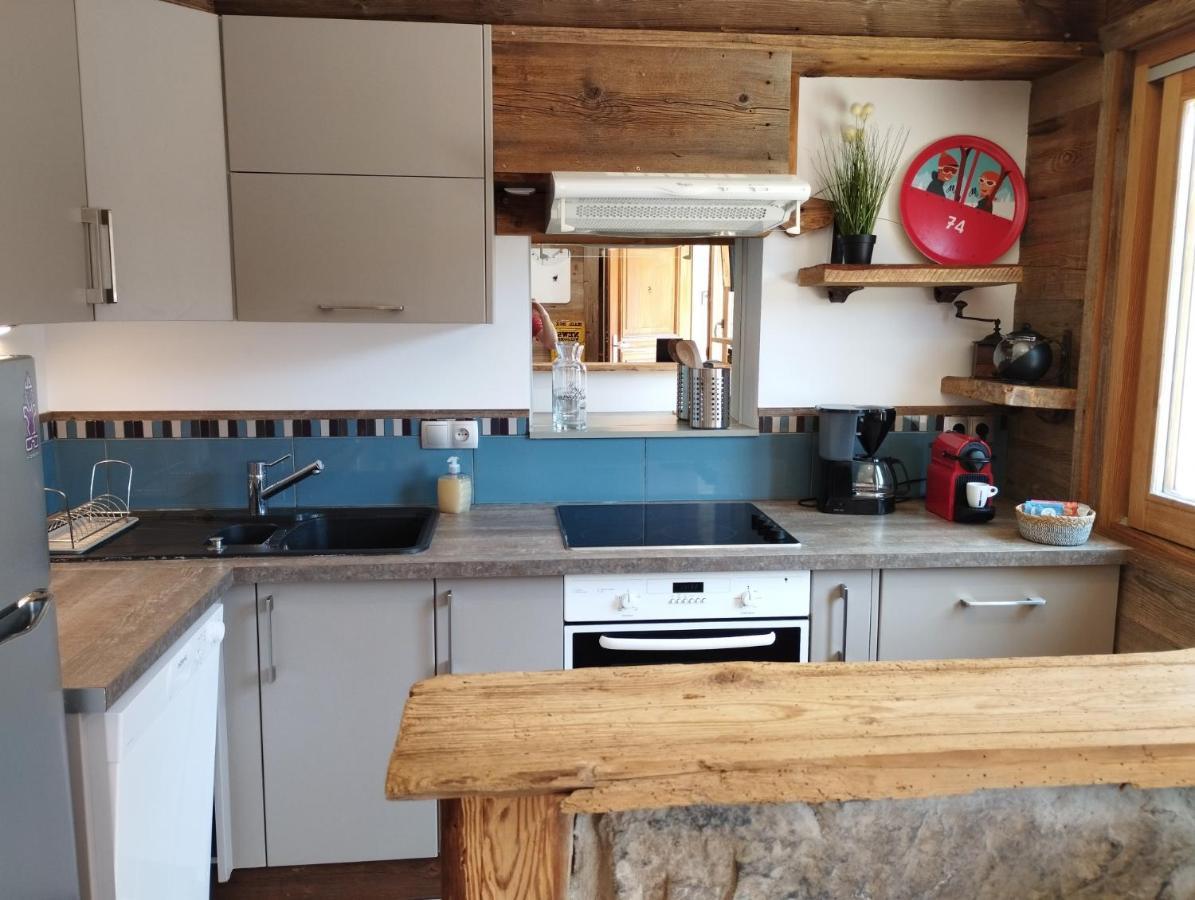 Le Montana - Studio Rue Du Centre - Cosy Et Montagnard - Navette Les Gets Exterior photo
